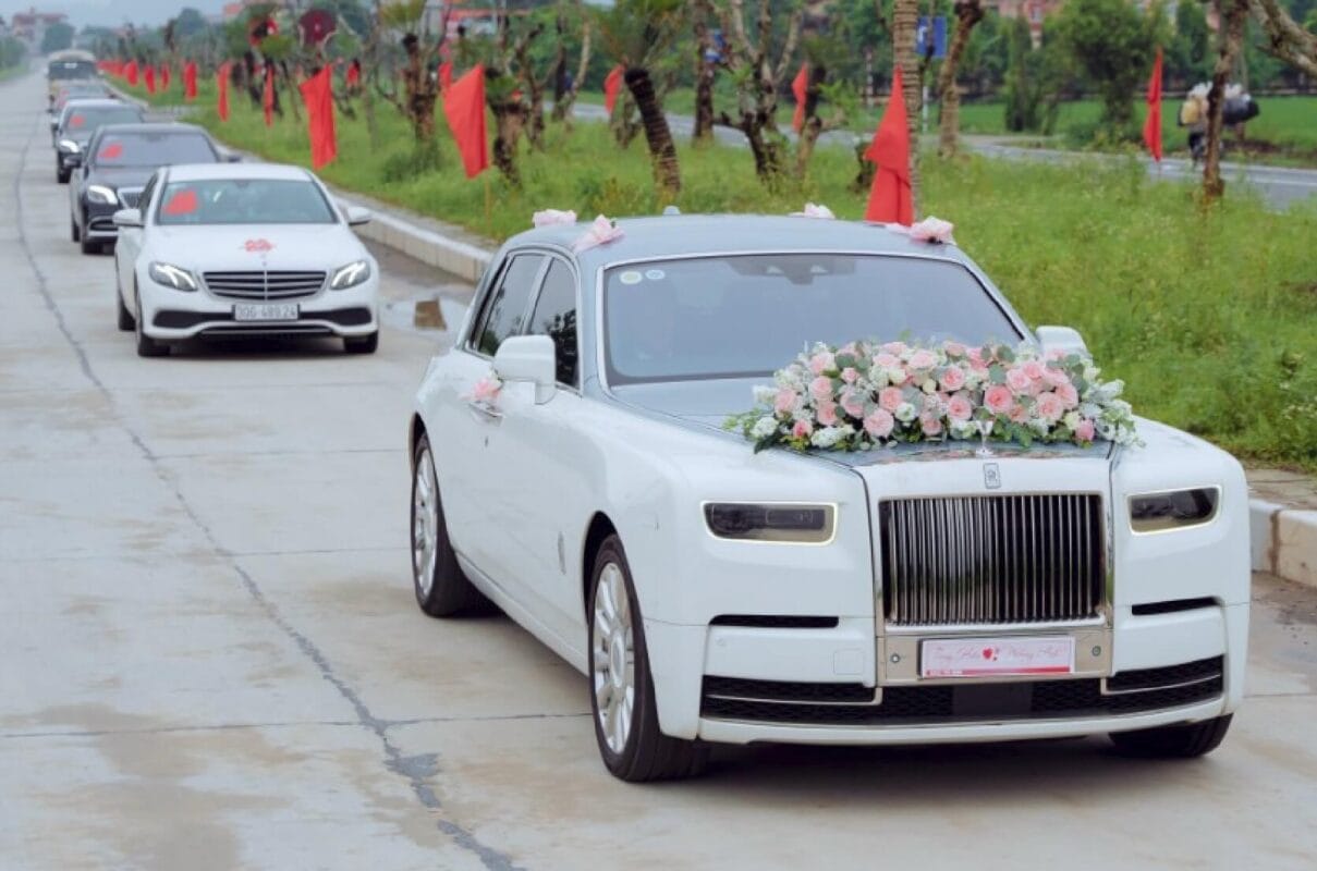 cho thuê xe ô tô quận hai bà trưng