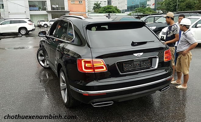chuyên cho thuế xe bentley đà lạt