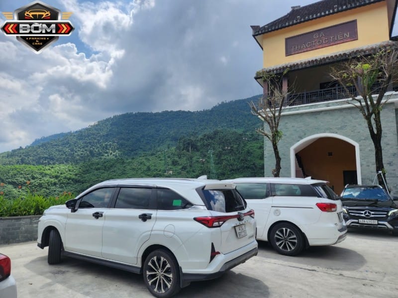Trải nghiệm lái xe cưới sang trọng tại Hà Nội với các dòng xe đời mới cao cấp từ Nam Bình