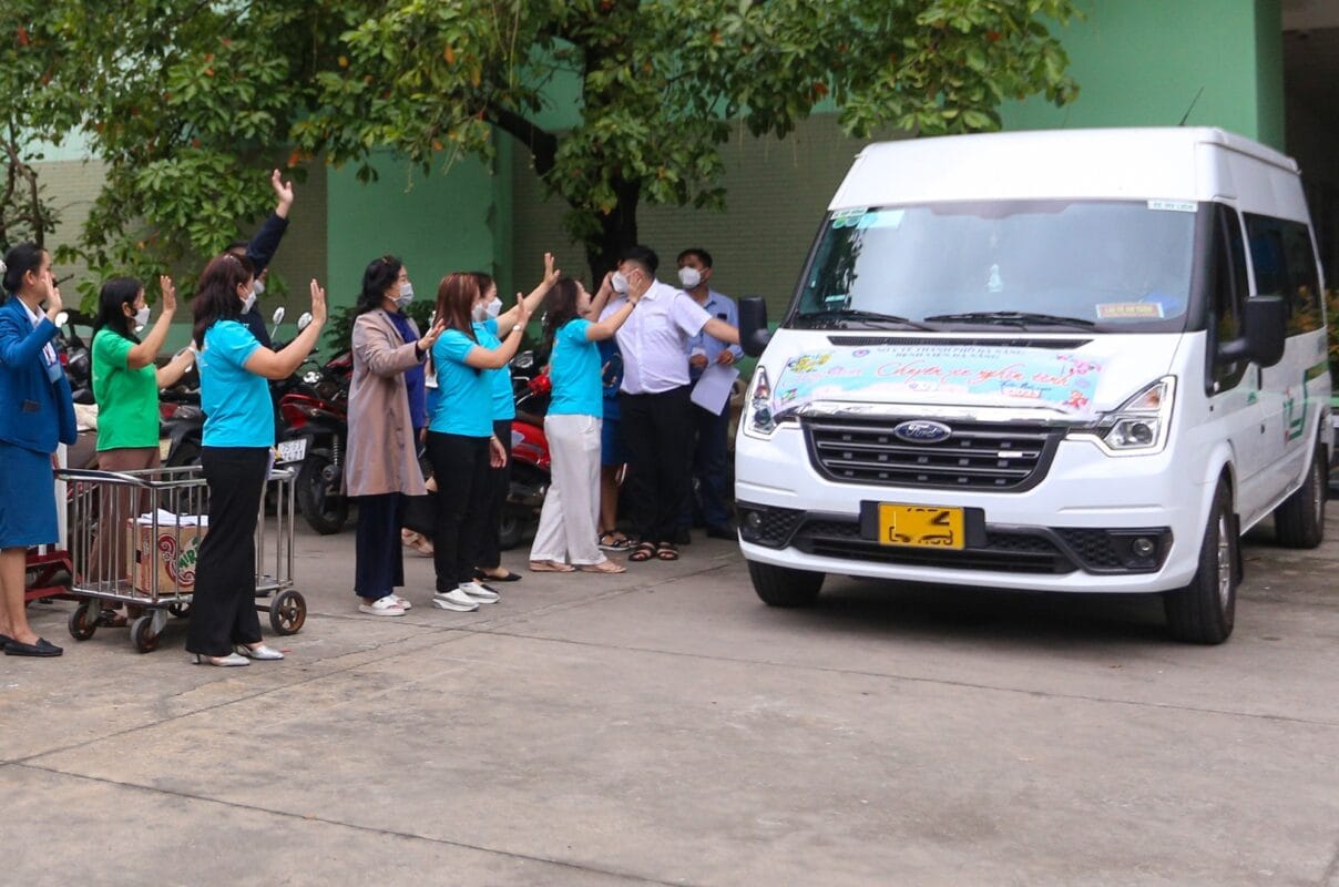 Tiêu Chuẩn Dịch Vụ Thuê Xe Ô Tô Đưa Đón Y Tế An Toàn 2026 thuê xe ô tô đưa đón y tế