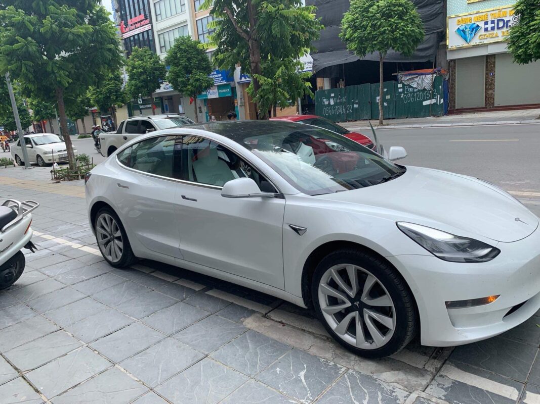 cho thuê xe tesla vũng tàu