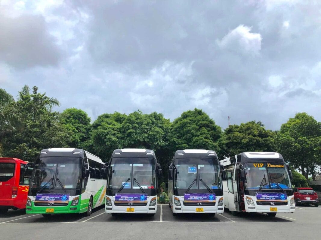 thuê xe ô tô cho đoàn thiện nguyện