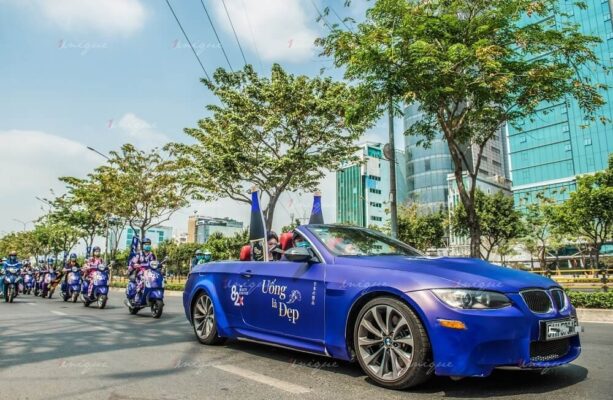 cho thuê xe ô tô phục vụ roadshow