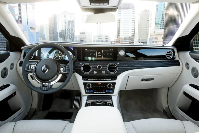 cho thuê xe rolls-royce vũng tàu tự lái